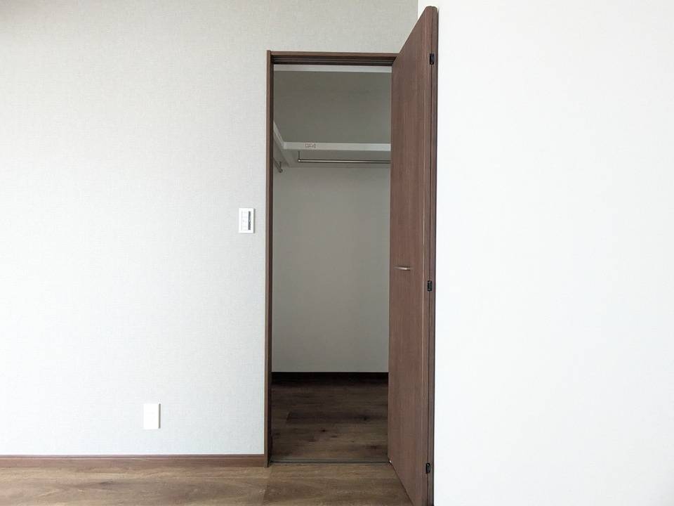 収納　ウォークインクローゼット