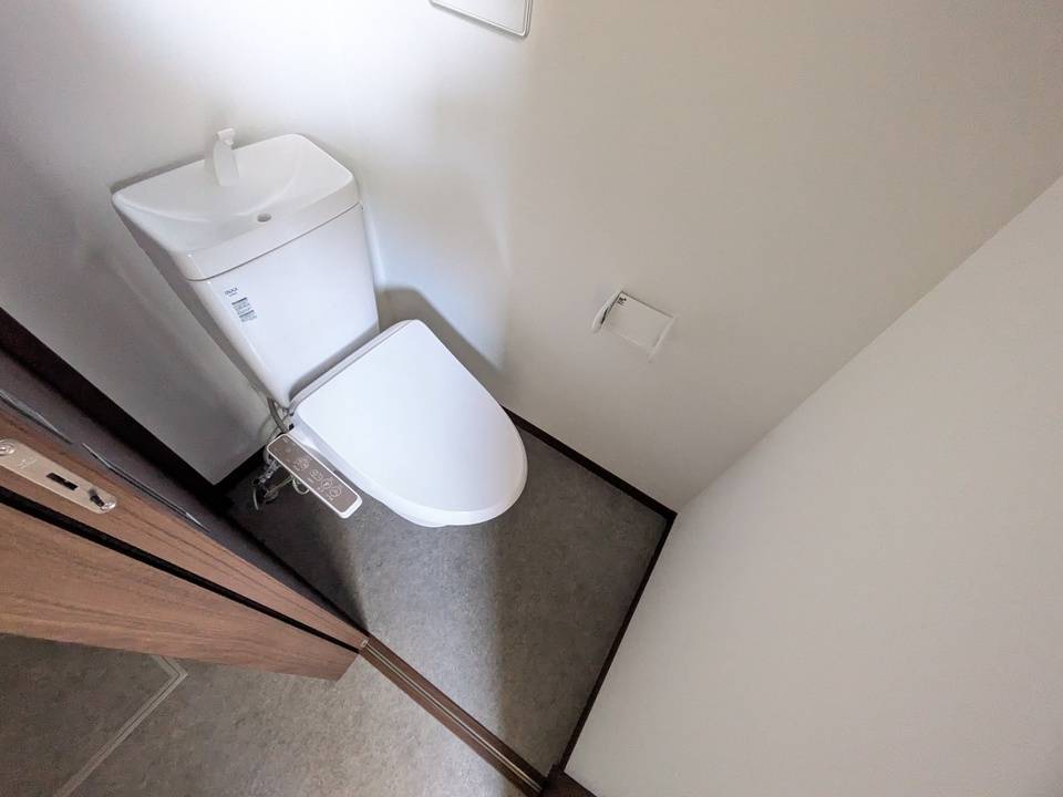 トイレ　トイレ