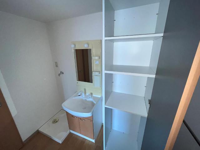 洗面設備　洗髪洗面化粧台