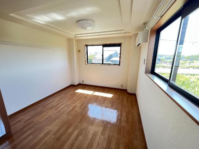 居室・リビング　洋室