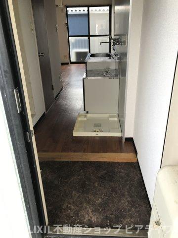 玄関　※写真は別室です