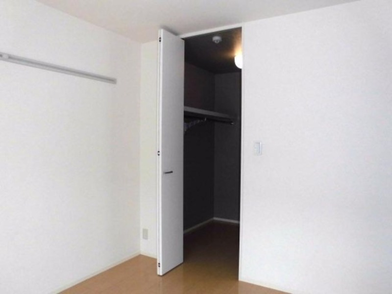 収納　図面と現状に相違がある場合には現状を優先