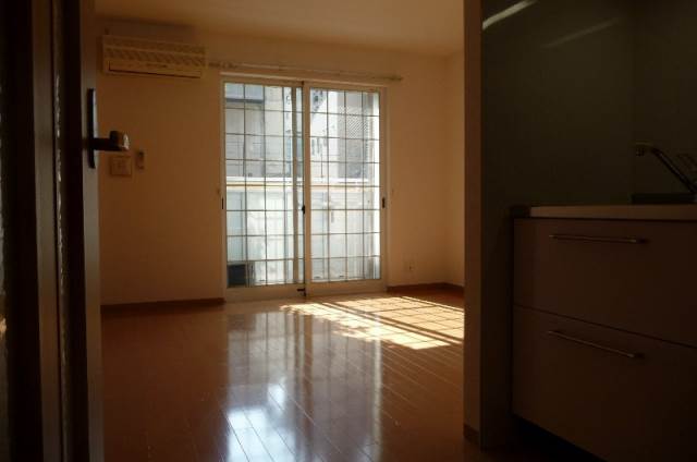 居室・リビング　同型イメージ