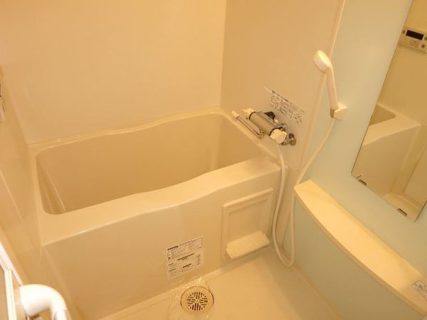 バス・シャワールーム　※別部屋参考写真