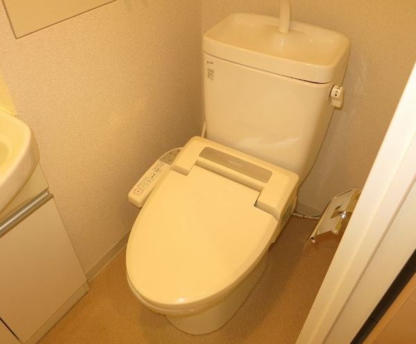 トイレ　※別部屋参考写真