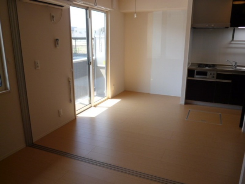 居室・リビング　図面と現状に相違がある場合には現状を優先