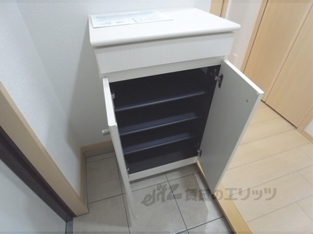 収納　下駄箱