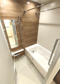 バス・シャワールーム　※別部屋参考写真