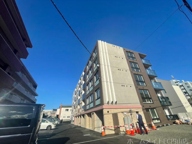 建物外観　建物写真