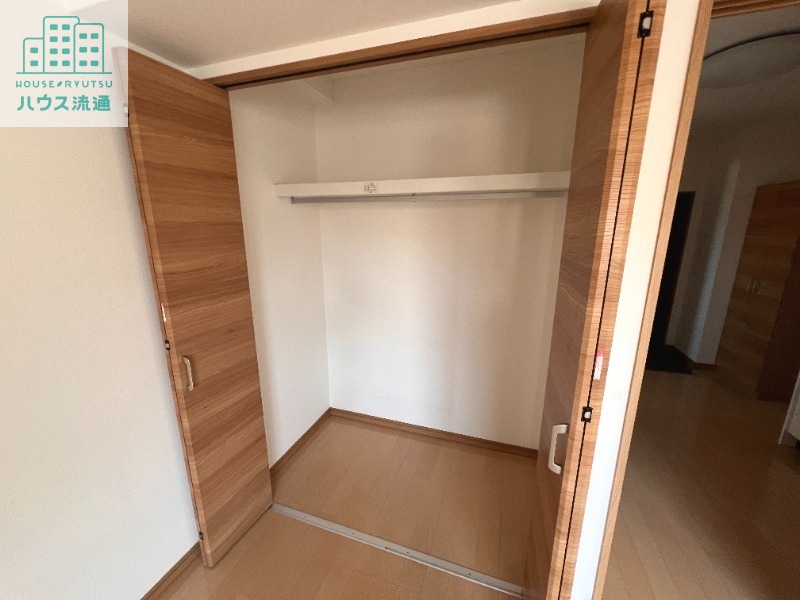 収納　※写真は別号室