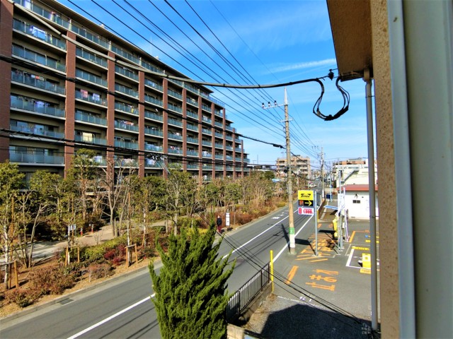 眺望　西側窓より