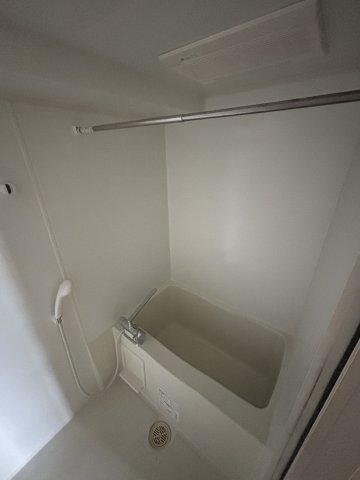 バス・シャワールーム　※同物件・別号室参考写真