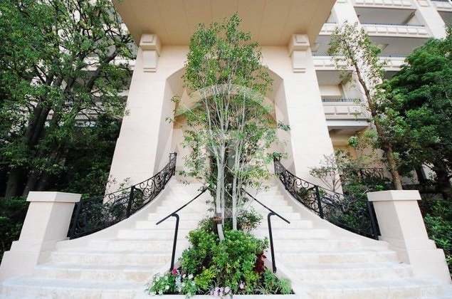 エントランス　なんばセントラルプラザリバーガーデン　エントランス