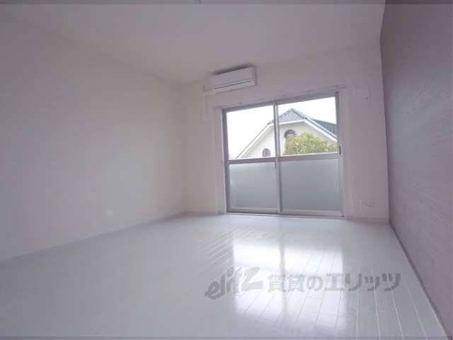 居室・リビング　居室