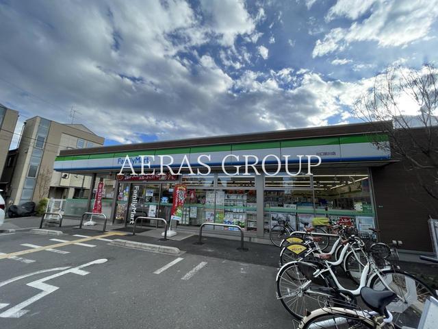 コンビニ　ファミリーマート 川口前川店（コンビニ）まで554m