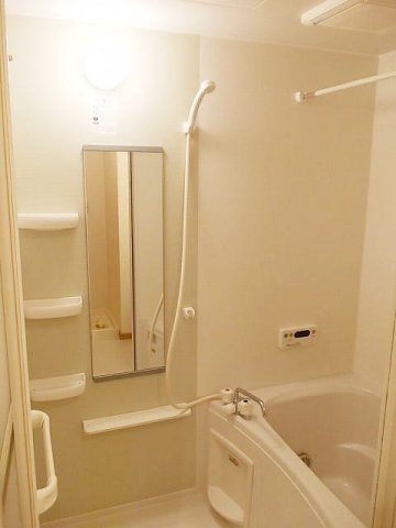 バス・シャワールーム　日々の暮らしに欠かせないお風呂です