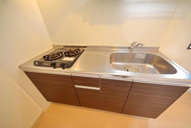 キッチン　★買い物便利！都市ガス！オートロック対応★