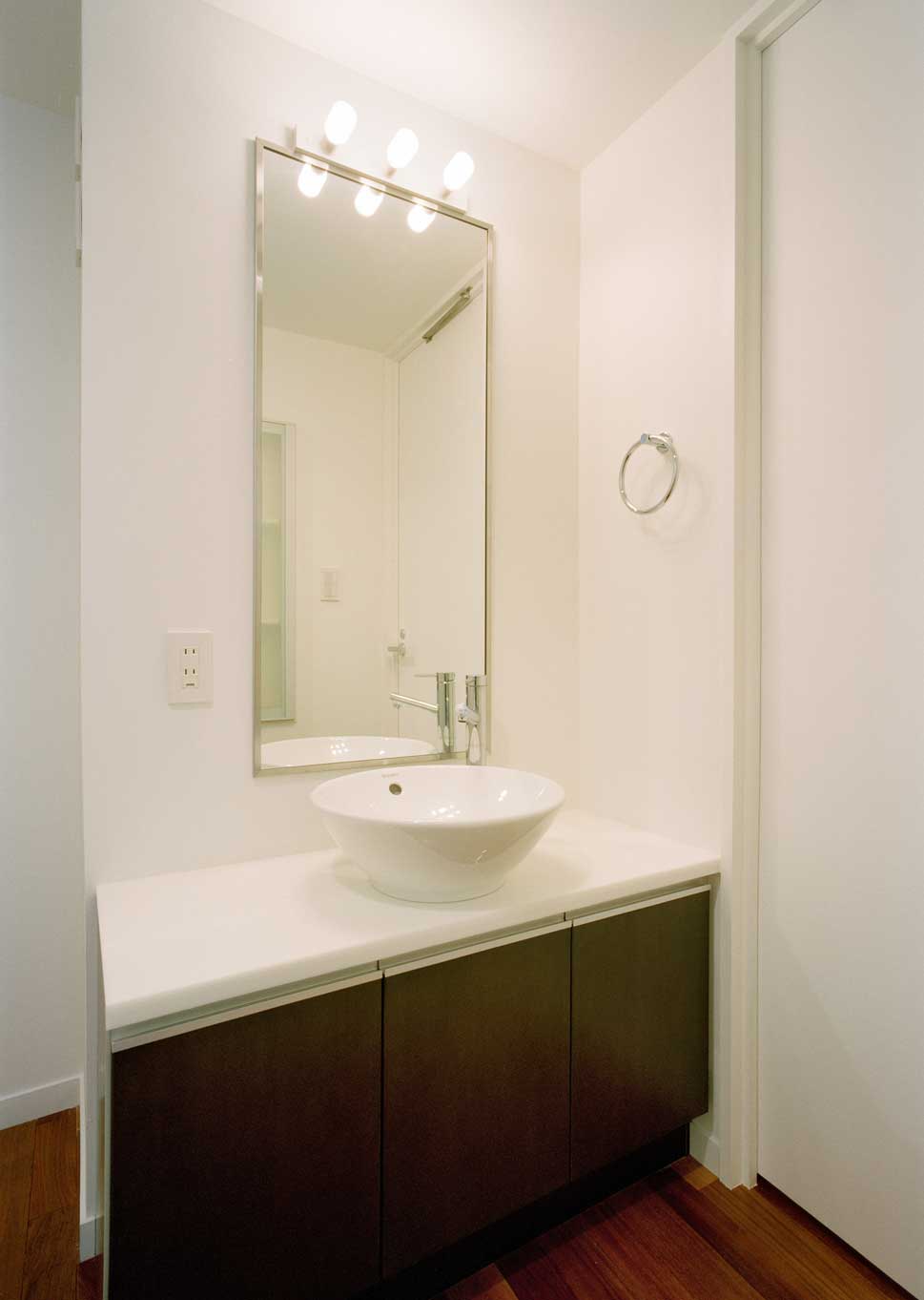 洗面設備　他号室参考写真