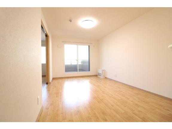 居室・リビング　広々リビング♪