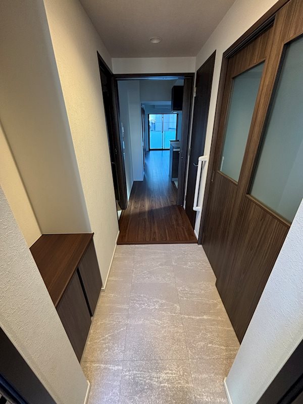 玄関　※参考写真