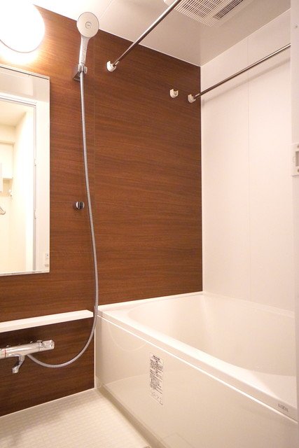 バス・シャワールーム　※写真は同タイプ住戸です。