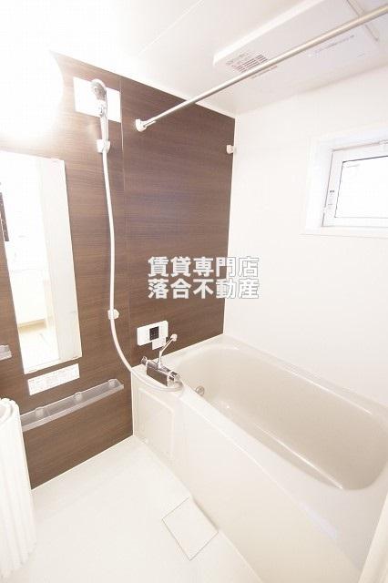 バス・シャワールーム　追い焚き機能付き