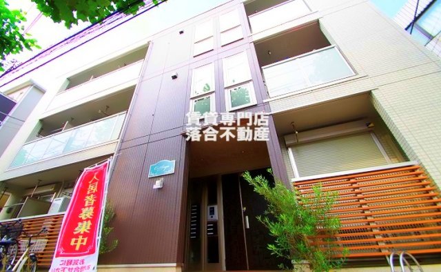 建物外観　おしゃれな建物