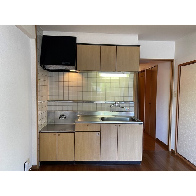 キッチン　※入居中のため、別部屋の写真です。
