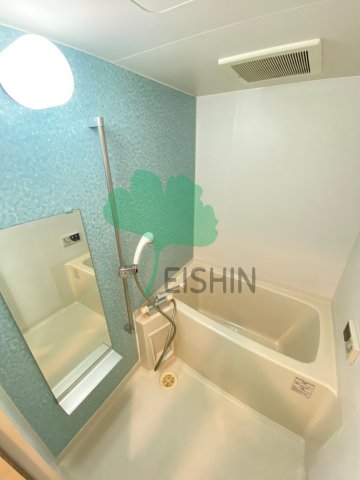 バス・シャワールーム　清潔感のある浴室です！