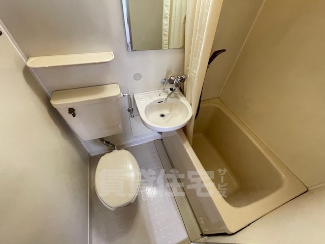 バス・シャワールーム