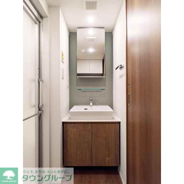 洗面設備　お部屋探しは株式会社　タウンハウジング　までお気軽にお問合…