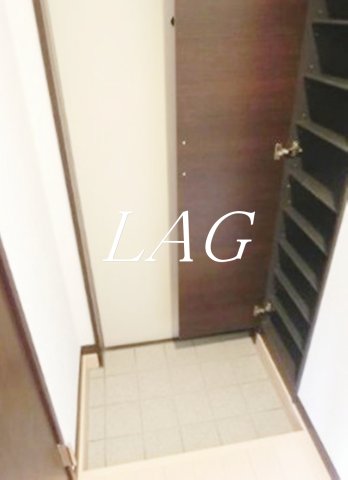 玄関　玄関です。