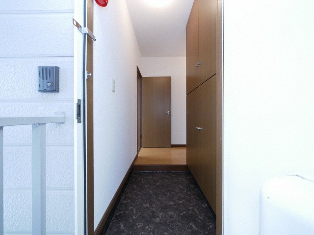 玄関　広々とした玄関です！