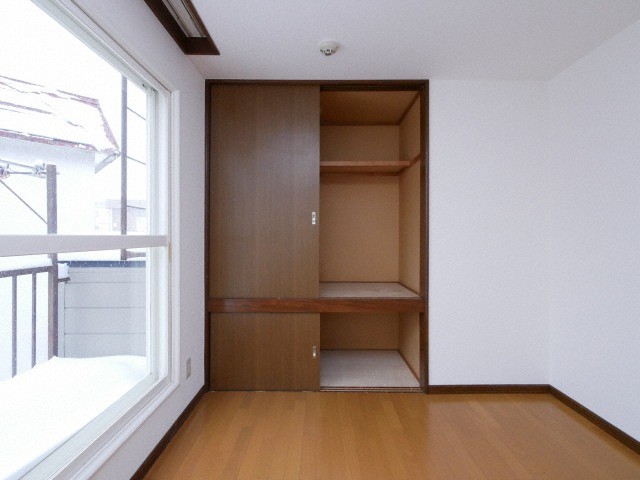 収納　収納付きです。