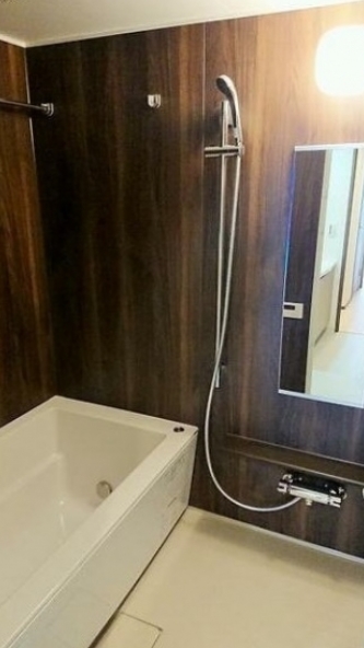 バス・シャワールーム　☆ゆったりスペース☆