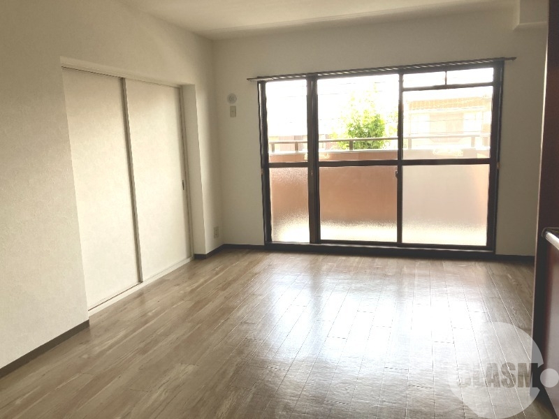 居室・リビング　広々リビング♪