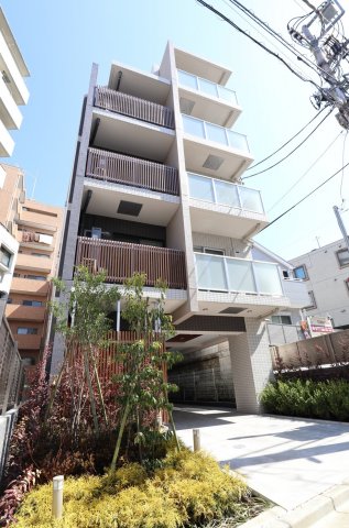 建物外観　ログ代々木