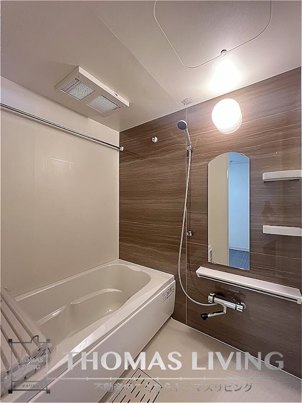 バス・シャワールーム　清潔感溢れる浴室