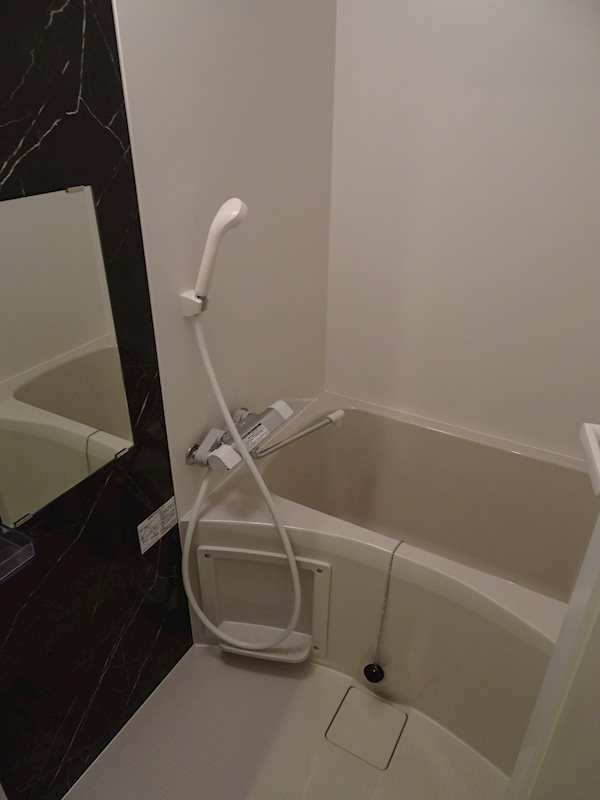 バス・シャワールーム　402号室