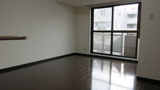 居室・リビング　居間です