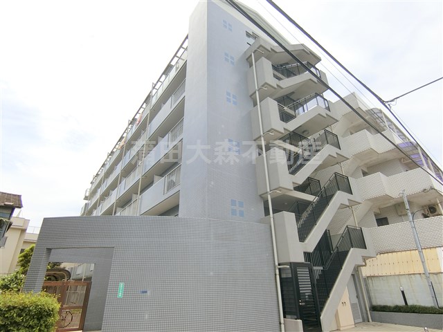 建物外観　1990年2月築　RC鉄筋コンクリート造地上6階建て総戸数4