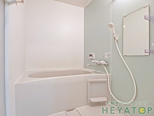 バス・シャワールーム　追焚き機能付きお風呂（同仕様写真）