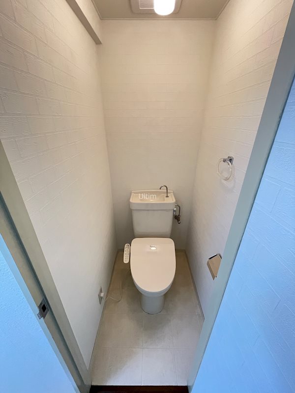 トイレ　※他のお部屋です、ご参考までに