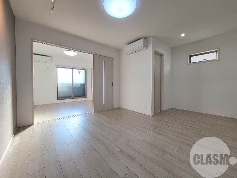 居室・リビング　広々と使えます♪