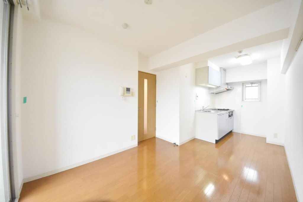 居室・リビング　★お部屋探しはタウンハウジング上大岡店へ★