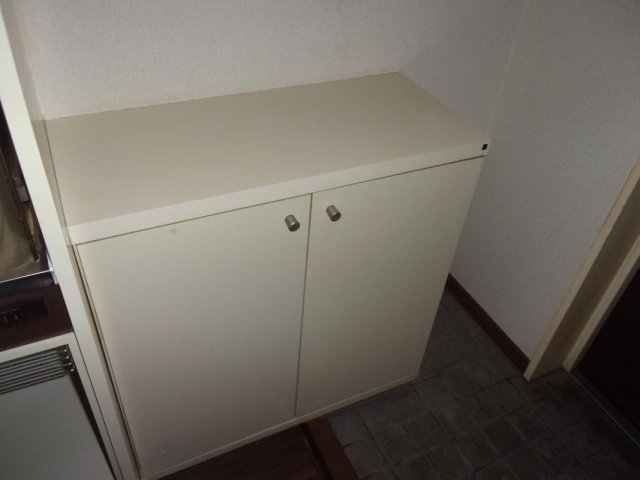 収納　靴入