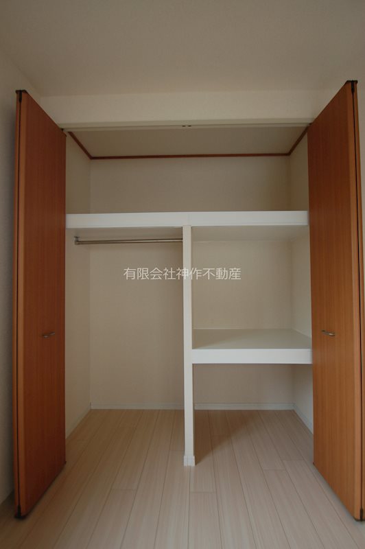 収納　クローゼットに改装しました