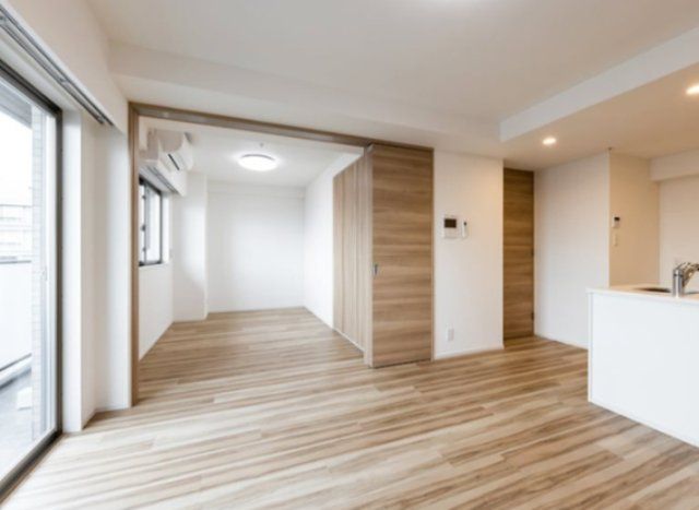 居室・リビング　別号室参考写真