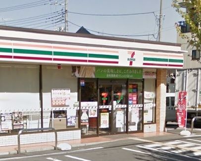 コンビニ　セブンイレブン越谷瓦曽根店（コンビニ）まで530m