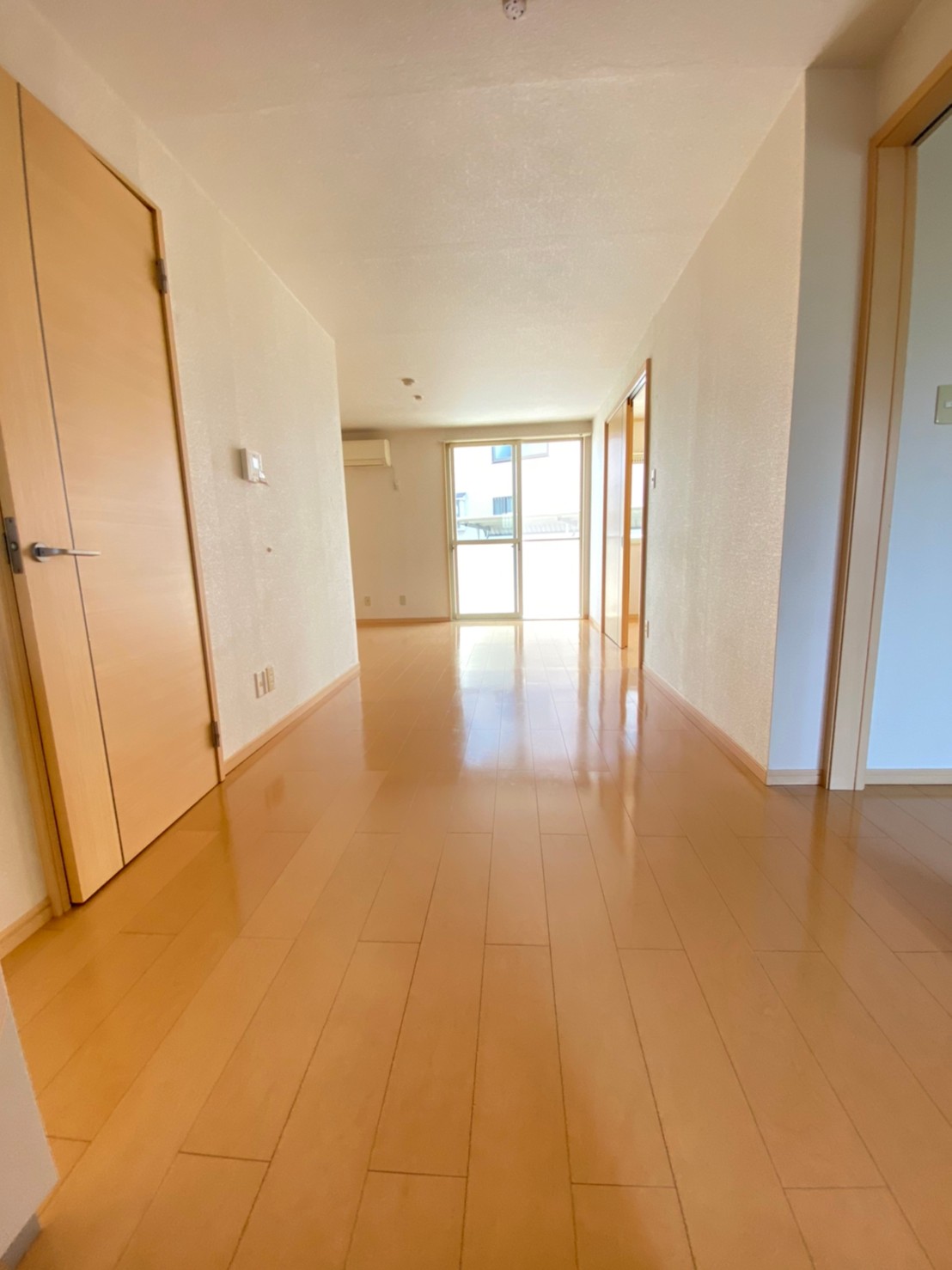 居室・リビング　同建物別室！